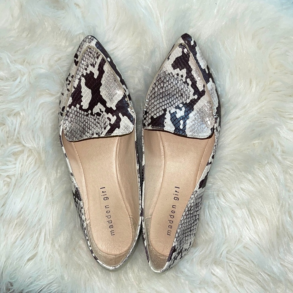 Steve Madden girl